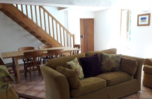 Saint-Pierre-du-Chemin Autre | Rural farmhouse with pool, panoramic views & just 30 minutes from Puy du Fou