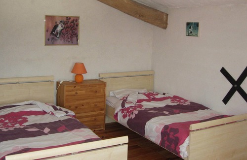Boisne-la-Tude Maison | Rural gite for 4 with private terrace, shared large pool and games room