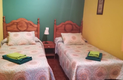 Hoyos de Miguel Munoz Cottage | Gîte rural (location complète) les falaises de Gredos pour 10 personnes