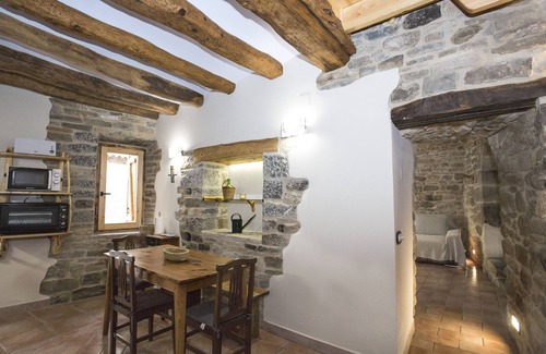 Ainsa-Sobrarbe Cottage | Maison rurale près d'Aínsa, entre la Sierra de Guara et les Pyrénées aragonaises