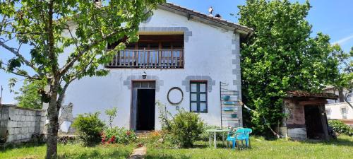 Lezana de Mena Maison | Rural house