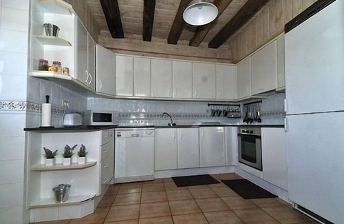 Olius Cottage | Gîte rural (location complète) Masia Pallares de Dalt pour 10 personnes