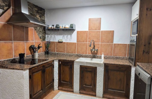 Sant Guim de la Plana Maison | Rural House 'La Rectoria De Vicfred' with Mountain Views, Wi-Fi and Air Conditioning