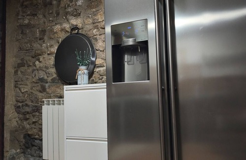 Sant Guim de la Plana Maison | Rural House 'La Rectoria De Vicfred' with Mountain Views, Wi-Fi and Air Conditioning