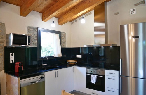 Sant Miquel de Campmajor Maison | Rural House 'La Rossa' with Mountain Views, Private Pool and Wi-Fi