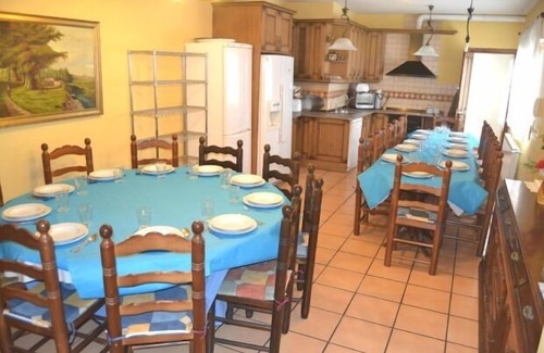 Valdelaguna Cottage | Gîte Rincón de Torres pour 25 personnes