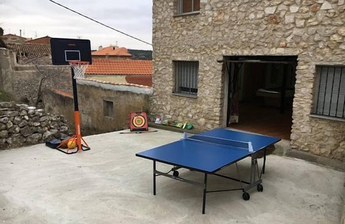 Valdelaguna Cottage | Gîte Rincón de Torres pour 25 personnes