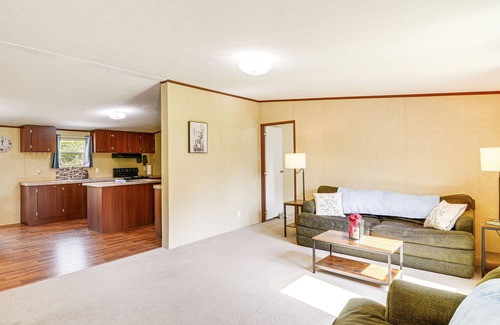 Dabolt Maison | Rural Kentucky Vacation Rental ~ 15 Mi to London!