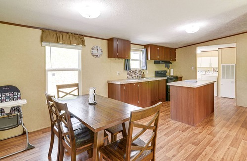 Dabolt Maison | Rural Kentucky Vacation Rental ~ 15 Mi to London!