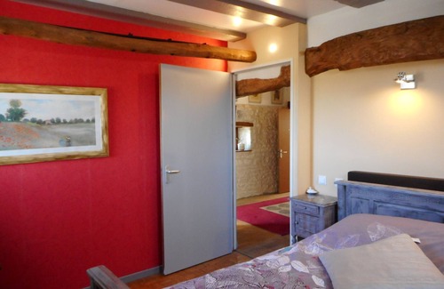 Jaulnay Maison | situation rurale avec vue dégagée, ancienne ferme de 1600