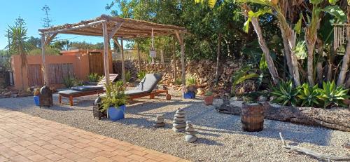 Foral Appartement | Rural Peace in the Algarve - Private Room with kitchenette and bathroom