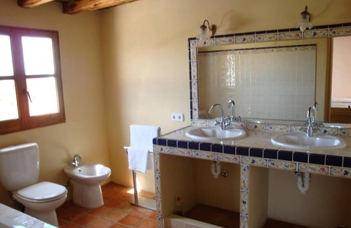 Sant Antoni de Portmany Lit Et Petit-Déjeuner | propriété rural Idéal pour les couples qui aiment la nature environnante et la tranquillité.
