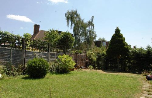 Whittington Maison | Rushden Vacation Home