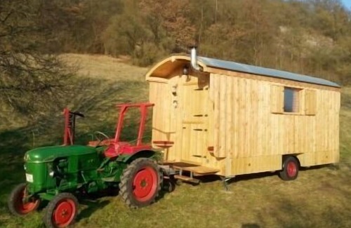 Kelheimwinzer Appartement | Rusikal passer la nuit dans le Schäferwagen - des vacances différentes!
