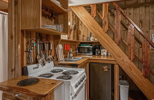 Bruno Cabine | Rustic 2-bedroom cabin near Buffalo River National Park