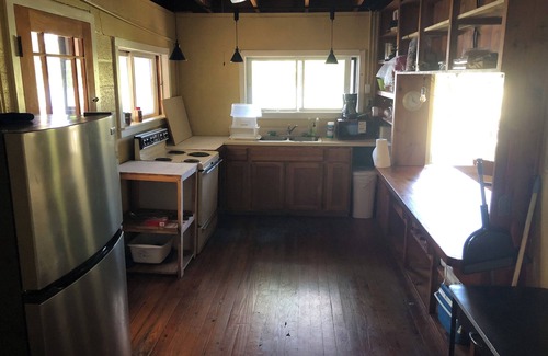 Towanda Cabine | Rustic 2-bedroom cabin on Mountain Lake, Towanda PA