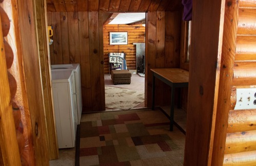 Croghan Maison | MAISON ADIRONDACK RUSTIQUE SUR L'ÉTANG FRANÇAIS / PLAGE PRIVÉE SANDY