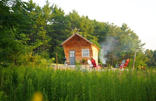 Willsboro Cabine | Rustic ADK cabin off grid with electric option