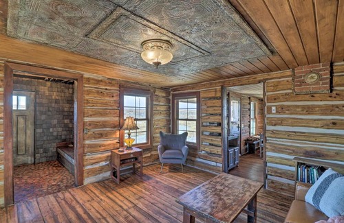 Dupuyer Maison | Rustic and Rural Cabin in Dupuyer on Open 14 Acres!