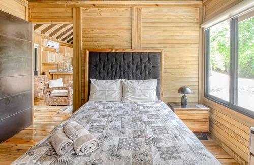Tulum Appartement | Rustic and secluded apt. with private deck, kitchenette, and partial AC
