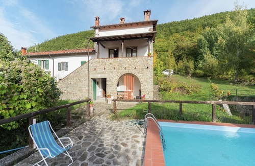 San Marcello Piteglio Chalet De Ski | Maison de vacances avec piscine privée