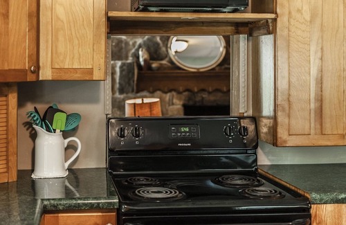 Gallatin Cabine | Rustic Cabin | 30 miles from Nashville