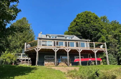 Mandeville Maison | Rustic Chalet, Mandeville, Lake Jacuzzi