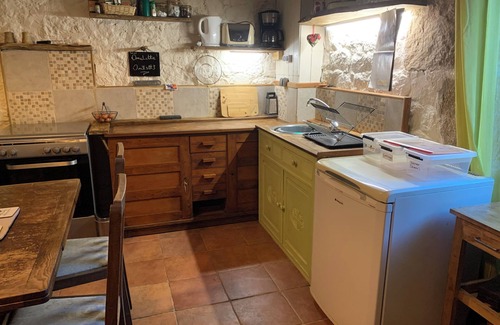 L'Eglise-aux-Bois Maison | Rustic charm. Bakery and workshop converted to 2-bed house on a farm