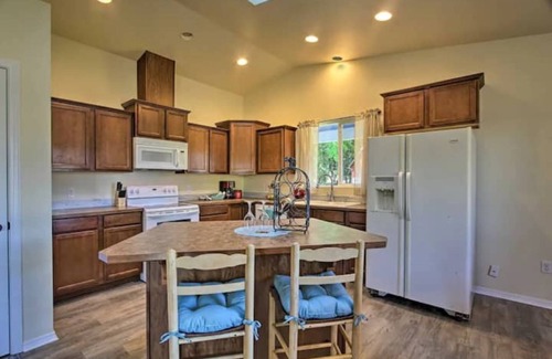 Saginaw Maison | Escape to Nature: Rustic Chic 4BR Farmhome