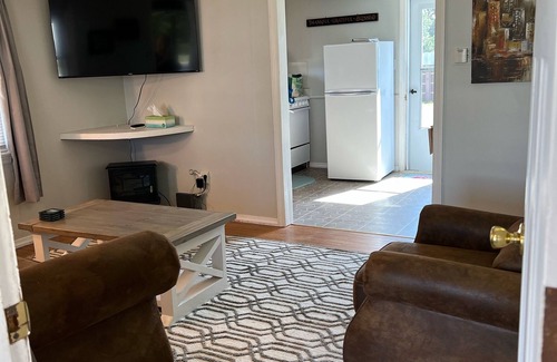 Broadkill Beach Cottage | Rustic Cottage at Broadkill Beach