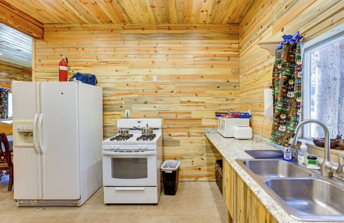 Dolores Maison | Rustic Dolores Home w/ River Access: Hunt & Fish!