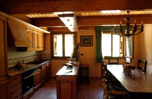 Biescas Chalet De Ski | Rustic family house in the Pyrenees
