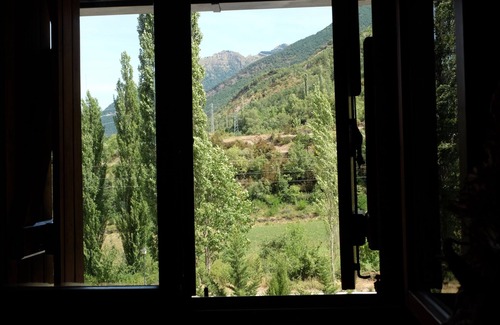 Biescas Chalet De Ski | Rustic family house in the Pyrenees
