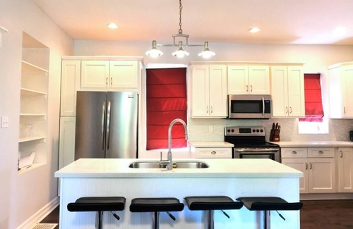 Erin Autre | Rustic Farmhouse Oasis Near Downtown Guelph, Surrounded by Nature