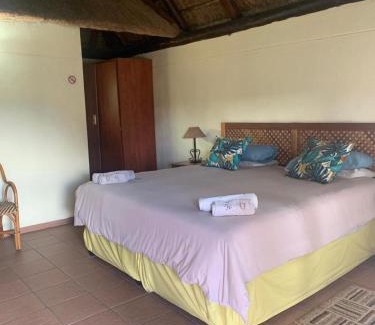 Emalahleni Cabine | Rustic Fields Lodge & Venue