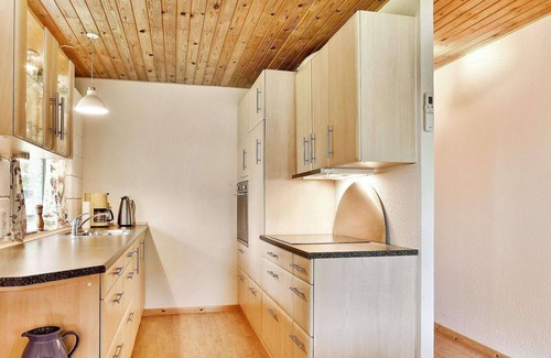 Hoeve Strand Maison | Rustic Holiday Home in Asnæs near Sea