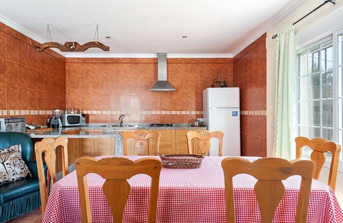 El Palmar Maison | Maison rustique "Las Alas del Sol 2" près de la plage avec piscine, jardin, terrasse et Wi-Fi