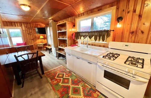 Indian Lake Cabine | Rustic Lake View Cabin in Heart of Adirondacks