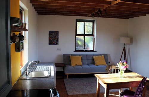 Ventry Maison | Rustic loft apartment right at the begining of the Slea Head drive