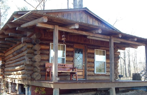 Greensboro Cabine | Log Cabin rustique avec la pêche.