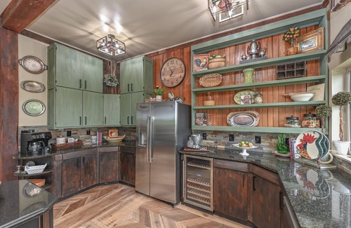 Beechgrove Cabine | Rustic Luxury on Hilltop amazing views & Sunsets secluded yet close to Nashville