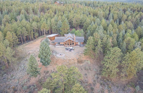 Woodland Park Maison | Rustic Luxury