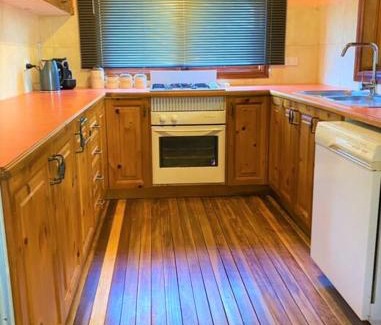Gawler South Appartement | Rustic on 13th