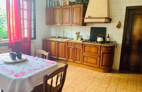 Canton Maison | Rustic refinement in the Venetian countryside, pampered by hills and beaches.