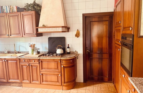Canton Maison | Rustic refinement in the Venetian countryside, pampered by hills and beaches.