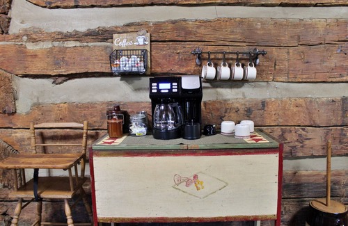 Lucas Cabine | Rustic Retreat, a pre Civil War log cabin.