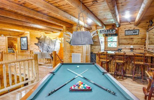 Chestnut Mound Maison | Rustic Retreat in Hickman on 160 Acres with Views!