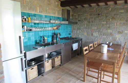 Civitella Casanova Maison | Maison en pierre rustique avec une touche moderne