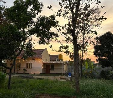 Kanakapura Maison | Rustic Village Farmhouse