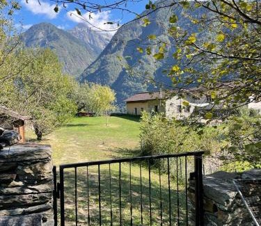 Roveredo Maison | Rustico a Roveredo GR